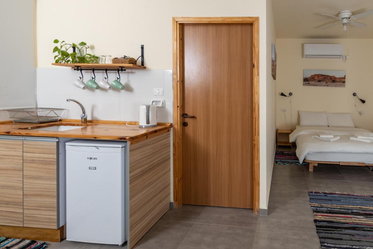 Desert Routes Inn Shvilim Ba Midbar Hazeva Exterior foto