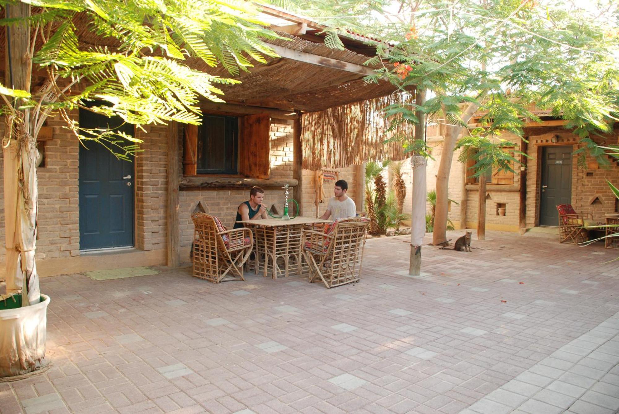 Desert Routes Inn Shvilim Ba Midbar Hazeva Exterior foto