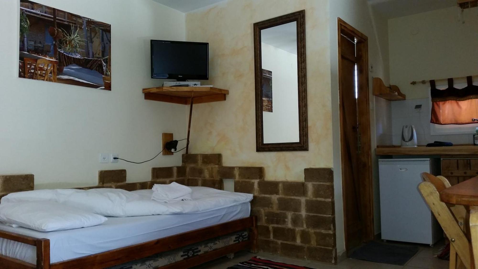 Desert Routes Inn Shvilim Ba Midbar Hazeva Quarto foto